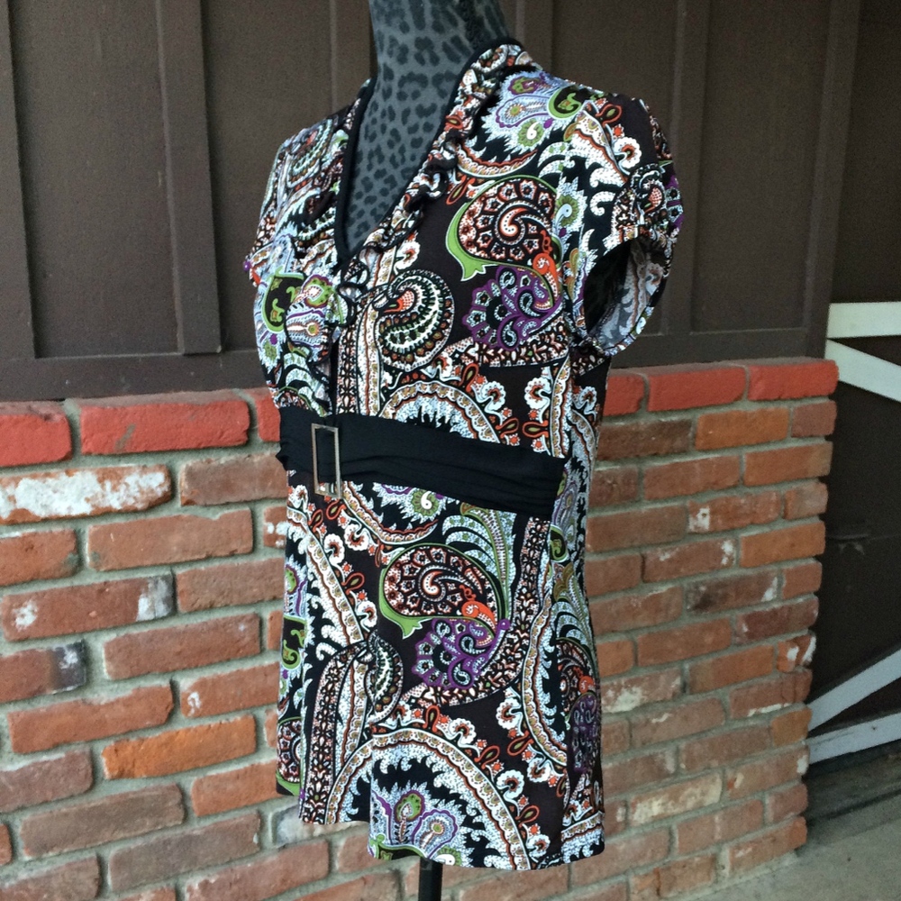 GNW Multi Color Ruffle V-Neck Paisley Blouse  - Size Medium - Picture 2 of 8
